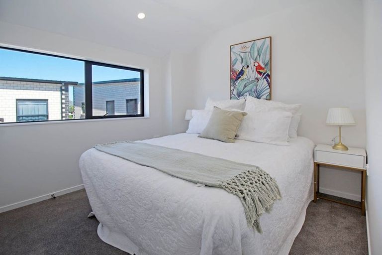 Photo of property in 1/2 Miami Street, Mangere East, Auckland, 2024