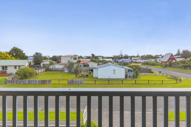 Photo of property in 9 Takitimu Street, Waitarere Beach, Levin, 5510