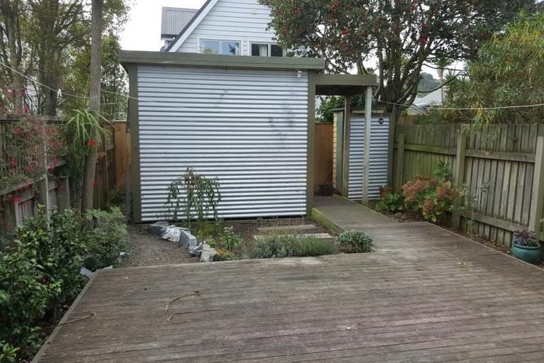 Photo of property in 6 Cardall Street, Newtown, Wellington, 6021