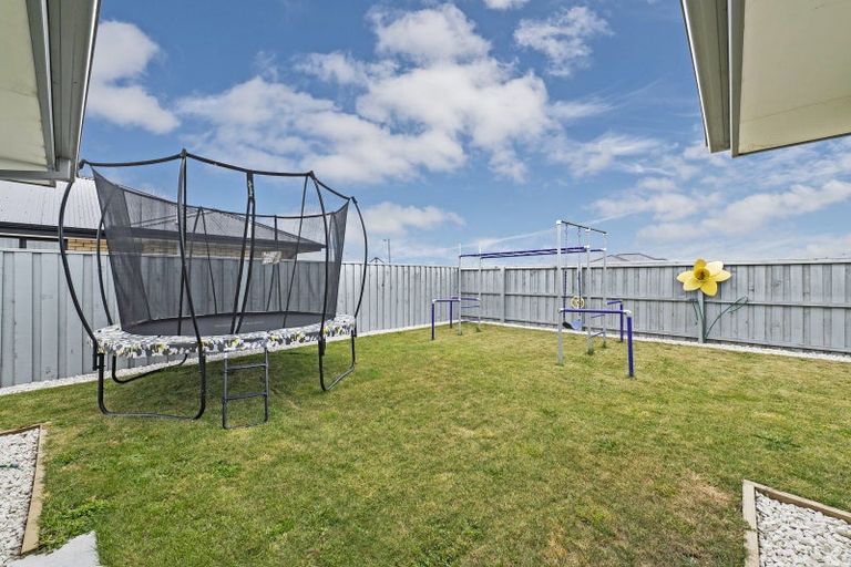 Photo of property in 6 Lady Isaac Drive, Rolleston, 7615