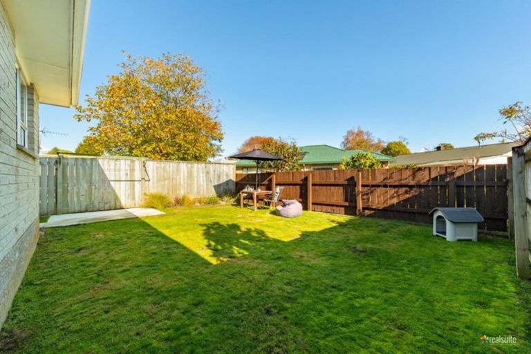 Photo of property in 53f4- Ebdentown Street, Ebdentown, Upper Hutt, 5018