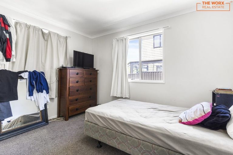 Photo of property in 10a Cambridge Road, Manurewa, Auckland, 2102
