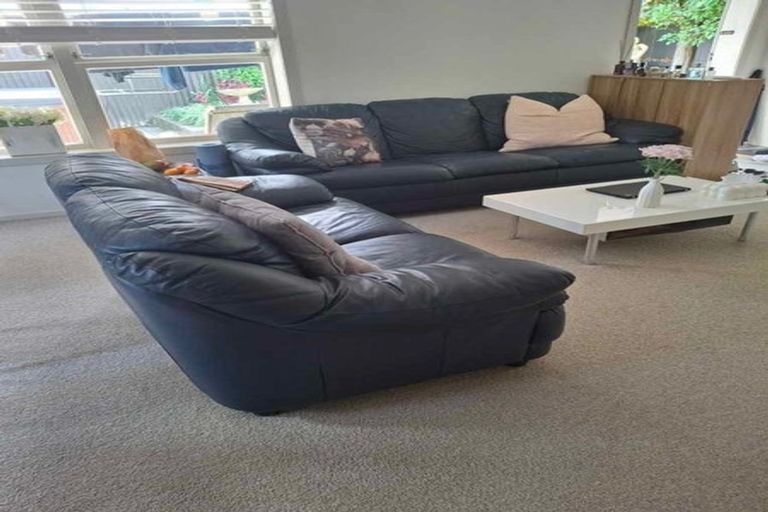 Photo of property in 1/14 Frieston Road, Milford, Auckland, 0620