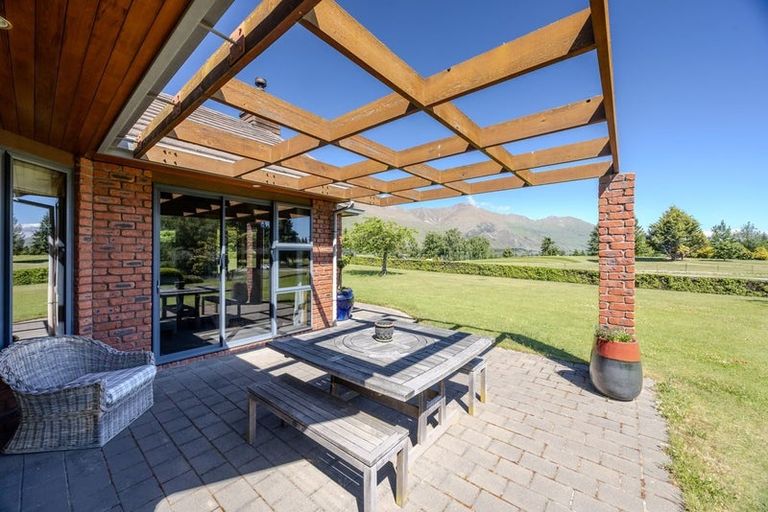 Photo of property in 90 Golf Course Road, Wanaka, 9305