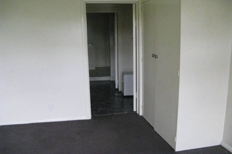 Photo of property in 1/13 Garden Road, Northland, Wellington, 6012