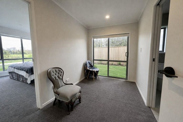 Photo of property in 43 Whakapono Road, Pukekohe, 2120