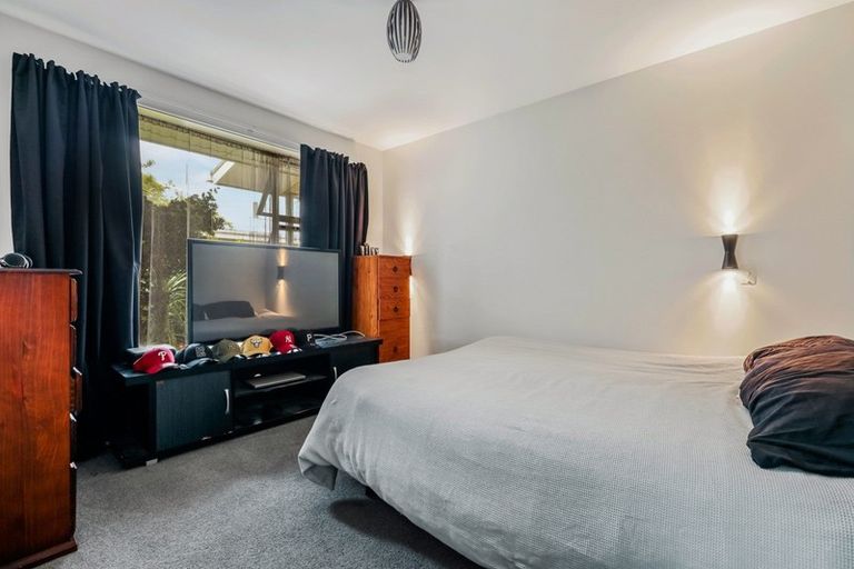 Photo of property in 330 Cranford Street, St Albans, Christchurch, 8052