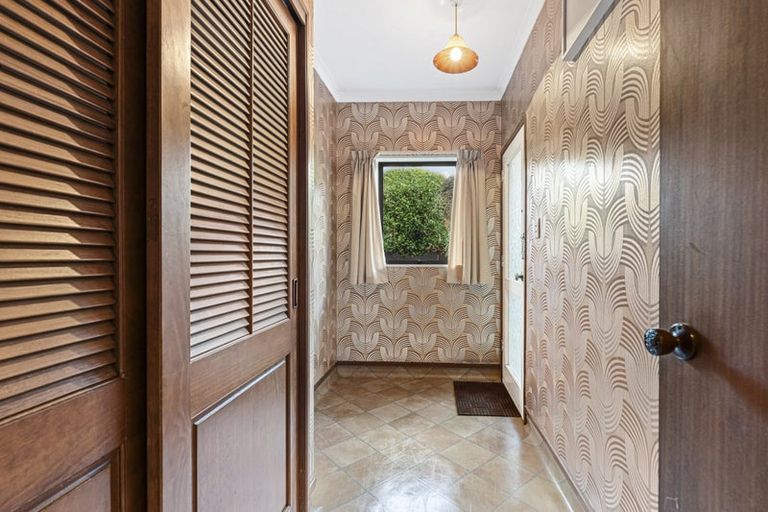 Photo of property in 11 Kellyville Heights, Merrilands, New Plymouth, 4312