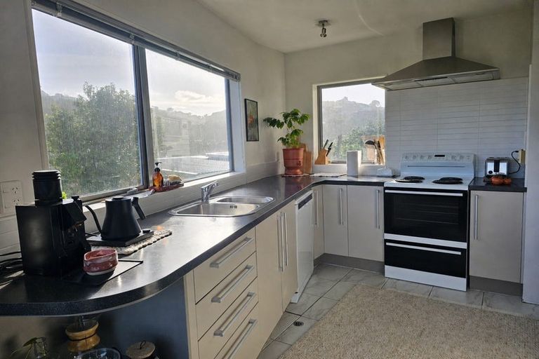 Photo of property in 32 View Road, Houghton Bay, Wellington, 6023
