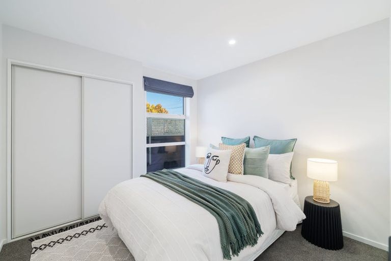 Photo of property in 8a Wychwood Crescent, Bishopdale, Christchurch, 8053