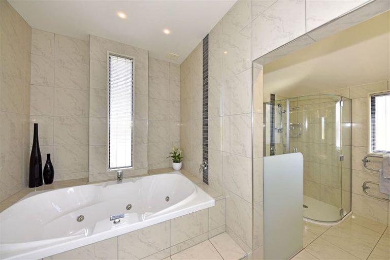 Photo of property in 8 Janal Place, Northwood, Christchurch, 8051