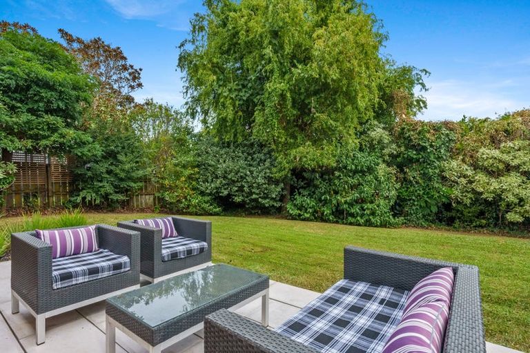 Photo of property in 9a/1 Eversleigh Road, Belmont, Auckland, 0622