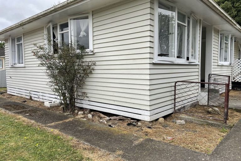 Photo of property in 29 Hartgill Crescent, Dannevirke, 4930