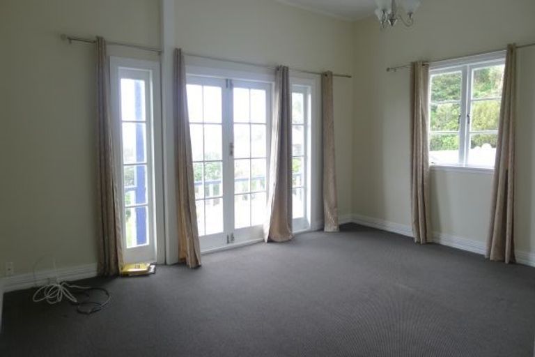 Photo of property in 85 Todman Street, Brooklyn, Wellington, 6021