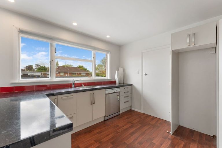 Photo of property in 292 Westminster Street, Mairehau, Christchurch, 8013