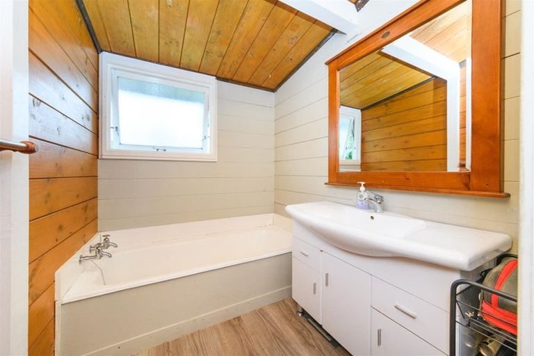 Photo of property in 39 Mill Street, Marton, 4710