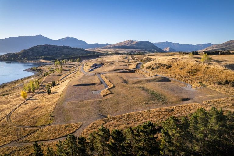 Photo of property in 1 Nathanael Place, Drift Bay, Queenstown, 9371