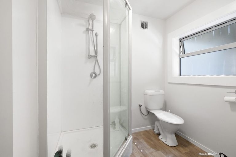 Photo of property in 122 The Parade, Island Bay, Wellington, 6023