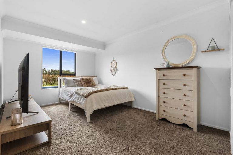 Photo of property in 255 Ararimu Valley Road, Helensville, Waimauku, 0882