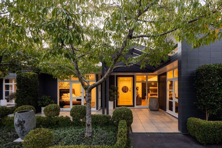 Photo of property in 14 Fairfield Road, Fairfield, Hamilton, 3214