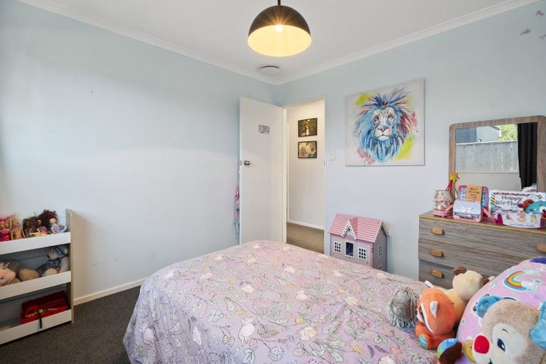 Photo of property in 23 Phillips Street, Sanson, 4817