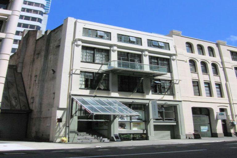 Photo of property in Haight Ashbury House, 1/11a Johnston Street, Wellington Central, Wellington, 6011