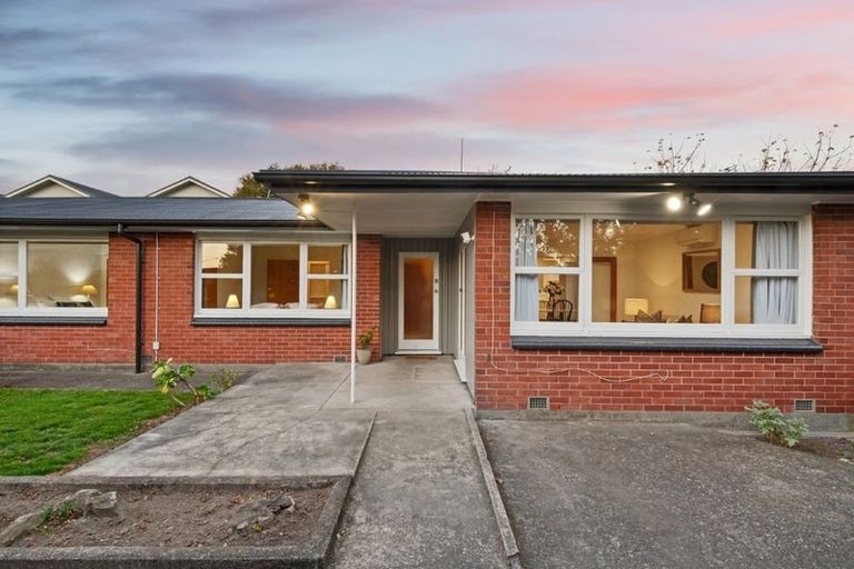 Photo of property in 2/6 Brougham Street, Addington, Christchurch, 8024