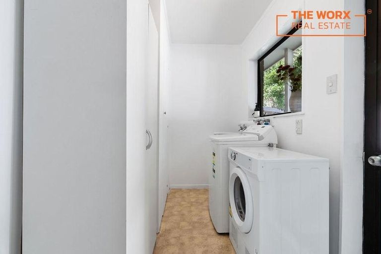 Photo of property in 2/13 Butterworth Avenue, Opaheke, Papakura, 2113