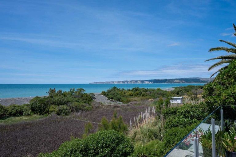 Photo of property in 2 Collison Terrace, Haumoana, 4102
