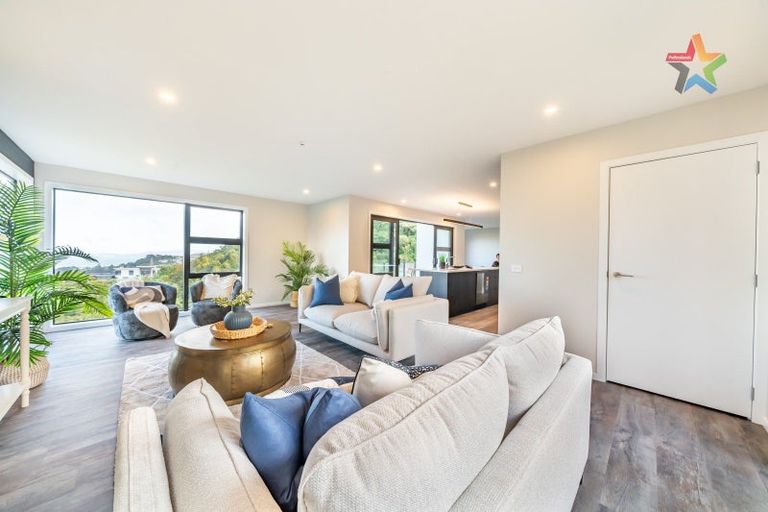 Photo of property in 13a Winifred Way, Belmont, Lower Hutt, 5010