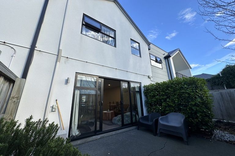 Photo of property in 2/34 John Campbell Crescent, Hillmorton, Christchurch, 8024
