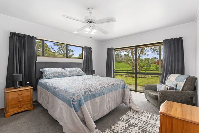 Photo of property in 80 Pataua Road North, Whareora, Whangarei, 0175