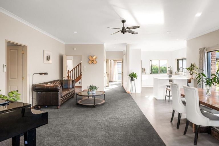 Photo of property in 51 Swayne Road, Cambridge, 3434