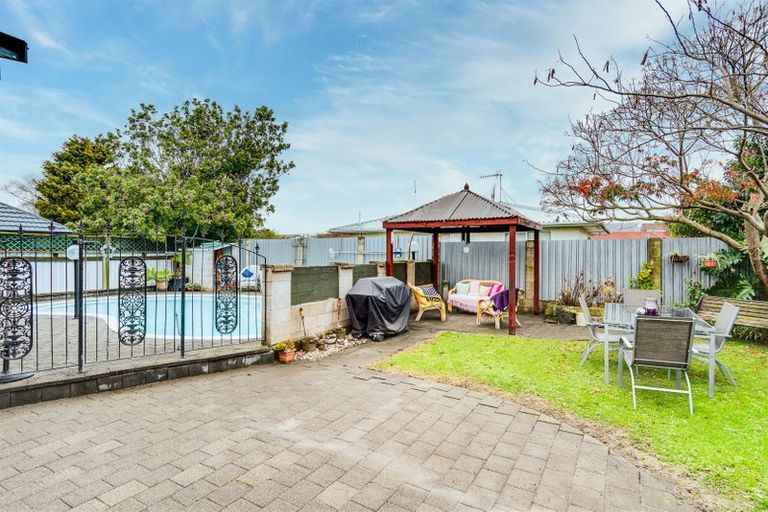 Photo of property in 10 Cardiff Place, Tamatea, Napier, 4112