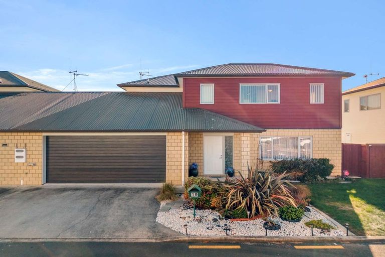 Photo of property in 19 Waima Lane, Huntington, Hamilton, 3210