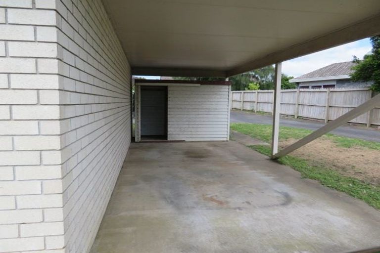 Photo of property in 1/14 Glenlea Place, Flat Bush, Auckland, 2019
