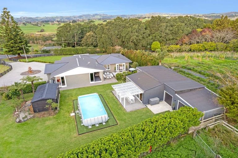 Photo of property in 247 Burtt Road, Paerata, Drury, 2578