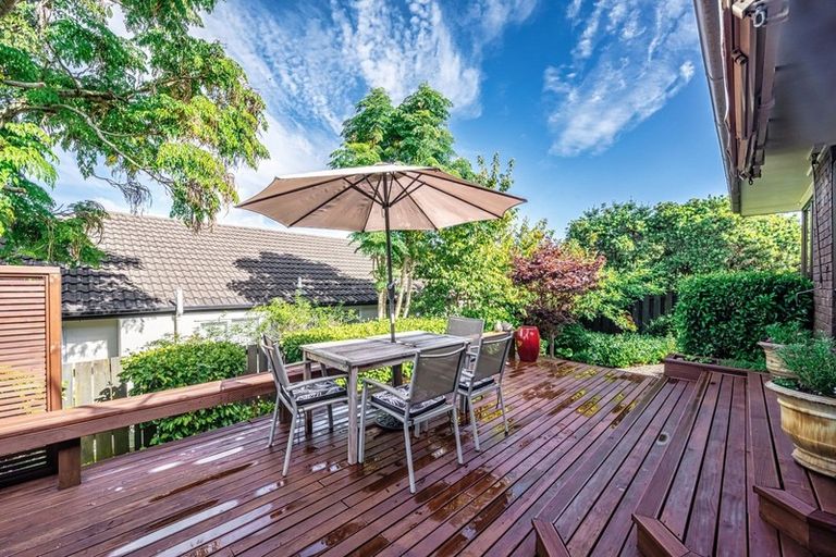Photo of property in 2/47 Aberfeldy Avenue, Highland Park, Auckland, 2010