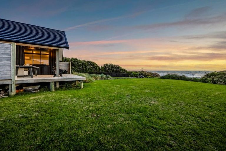 Photo of property in 288 Tai Road, Opunake, 4681