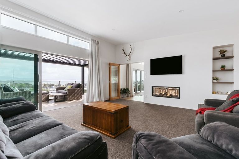 Photo of property in 60c Margaret Drive, Omokoroa, 3114