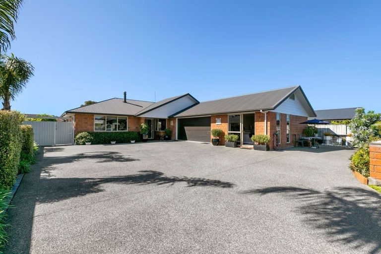 Photo of property in 24 Kupe Drive, Whitianga, 3510