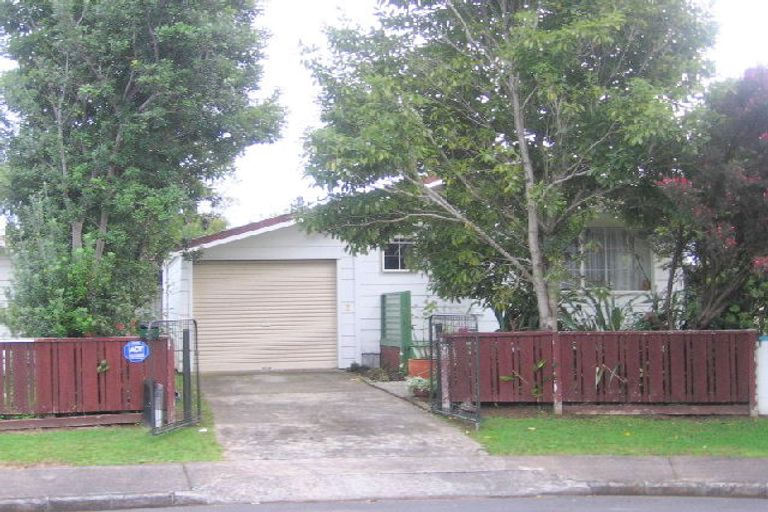 Photo of property in 1/4 Bernard Street, Papatoetoe, Auckland, 2025