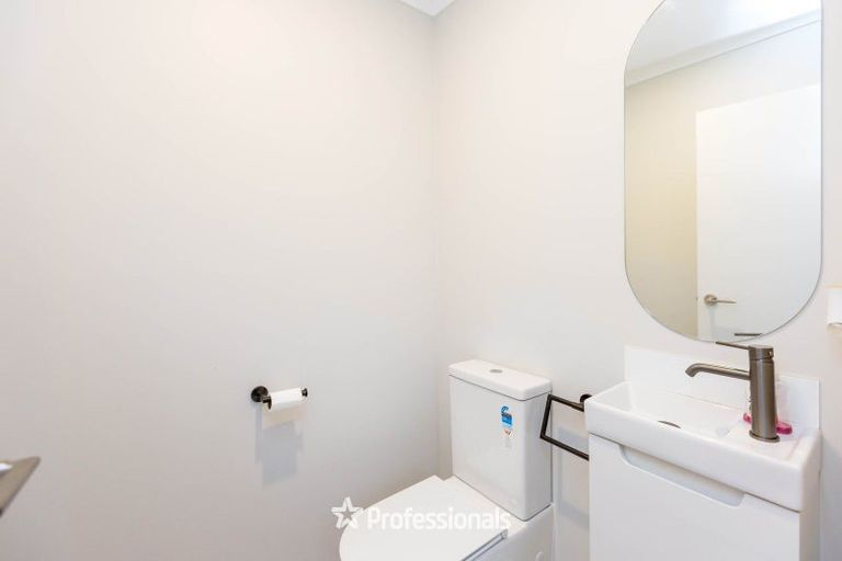 Photo of property in 4a Carroll Grove, Trentham, Upper Hutt, 5018