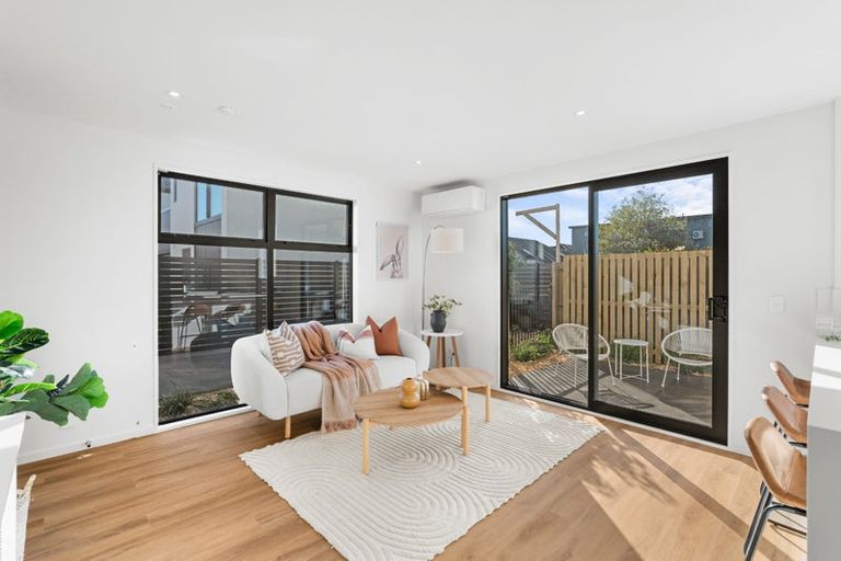 Photo of property in 10/130 Holly Road, St Albans, Christchurch, 8014