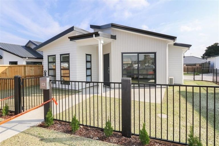 Photo of property in 2u1 Lambert Court, Glenview, Hamilton, 3206