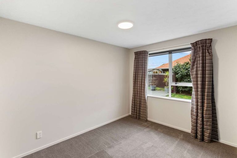 Photo of property in 43 Reginald Street, Burwood, Christchurch, 8083