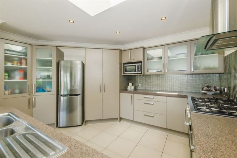 Photo of property in 56 Kotuku Drive, Paraparaumu Beach, Paraparaumu, 5032