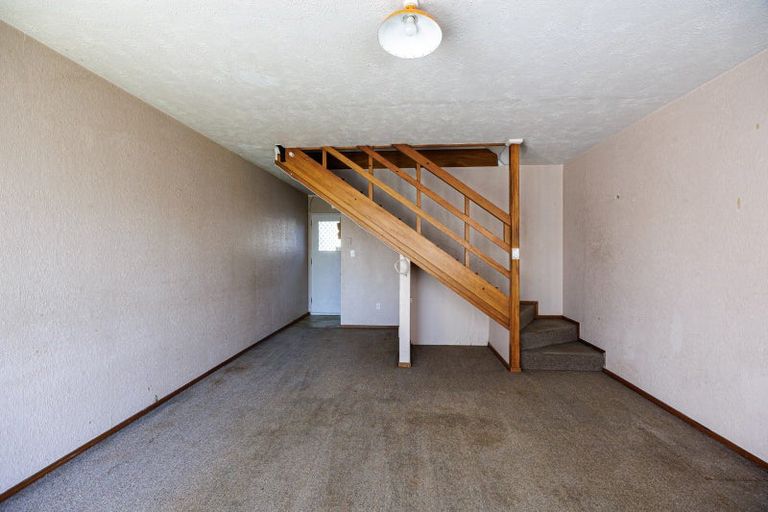 Photo of property in 1/702 Grays Road, Mahora, Hastings, 4120