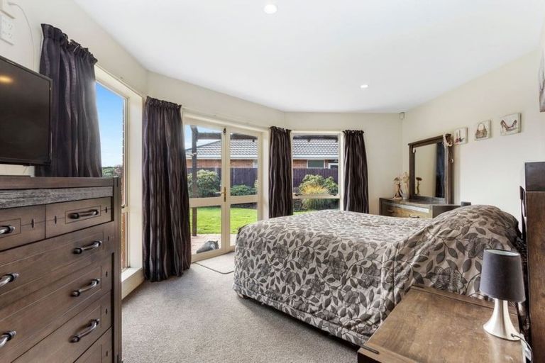 Photo of property in 17 Pearce Place, Kaiapoi, 7630