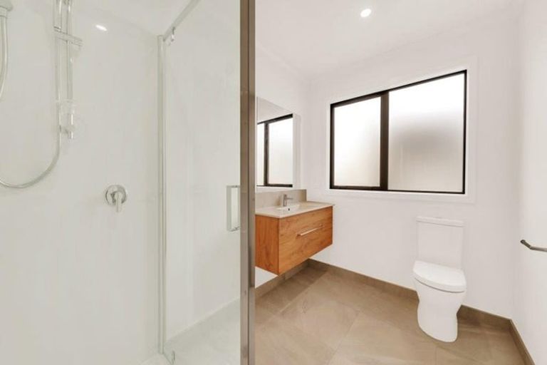 Photo of property in 28b Russley Road, Russley, Christchurch, 8042